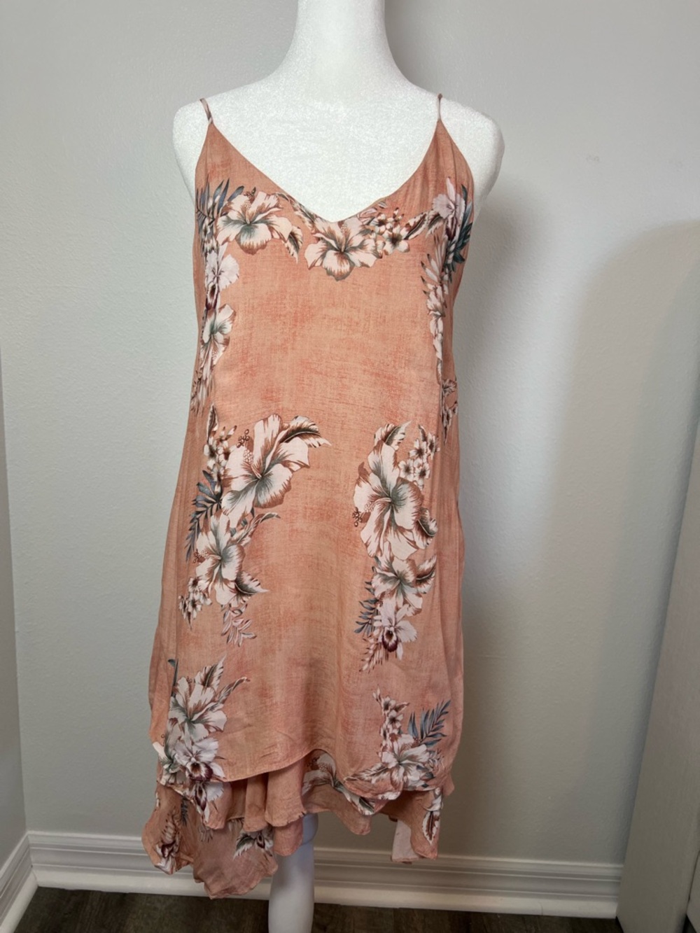 [FARM Rio] Peach Floral Slip Dress with Spaghetti Straps